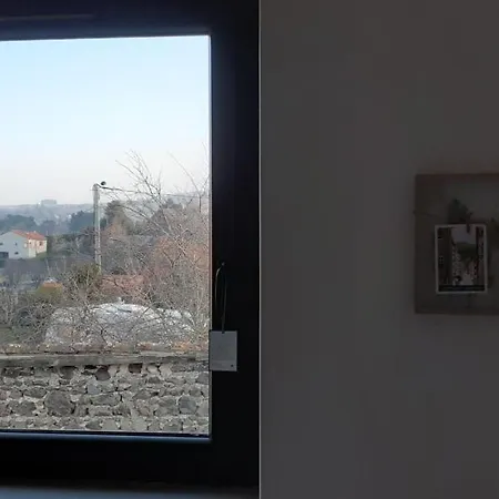 Apartment La Pierre Des Volcans Chaleureux Calme Champetre
