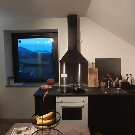 La Pierre Des Volcans Chaleureux Calme Champetre Apartment *